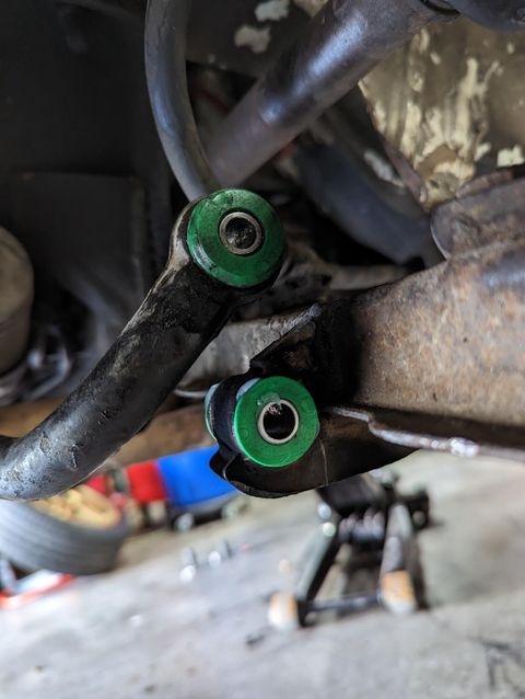 Front Sway Bar End Link upper & Lower Bushings